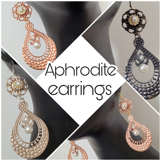 Deusa ex Machina collection: The Aphrodite earrings