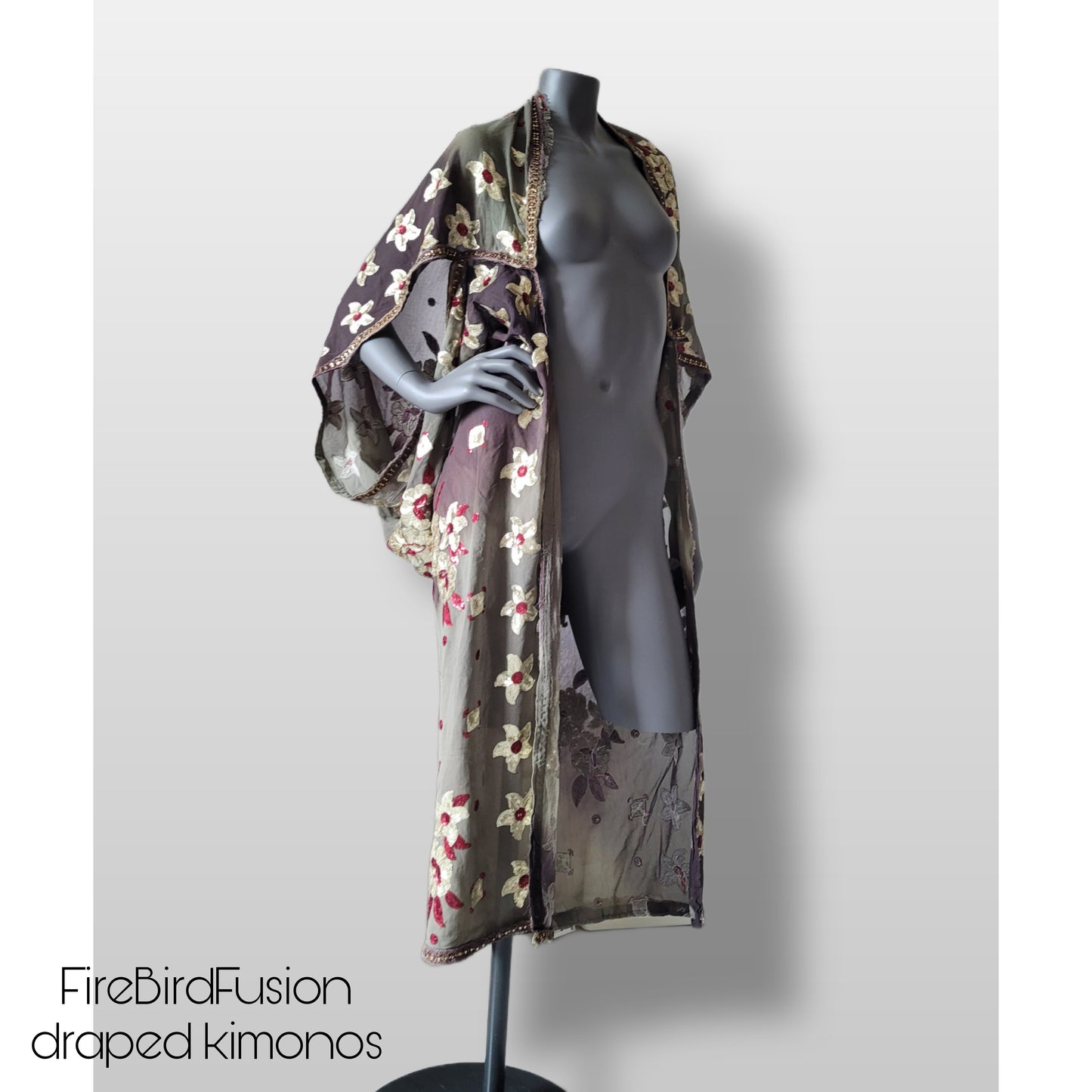 Draped ombre kimono with elaborated hand embrodery in warm silver and wine red (M)