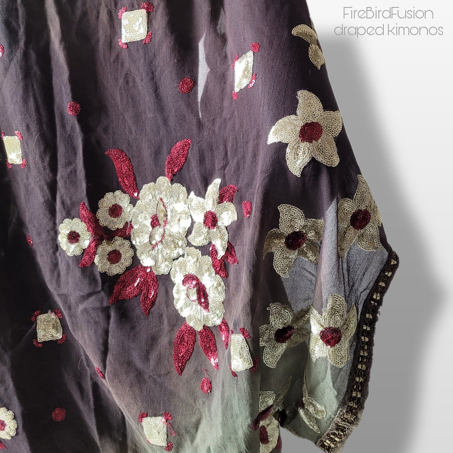 Draped ombre kimono with elaborated hand embrodery in warm silver and wine red (M)