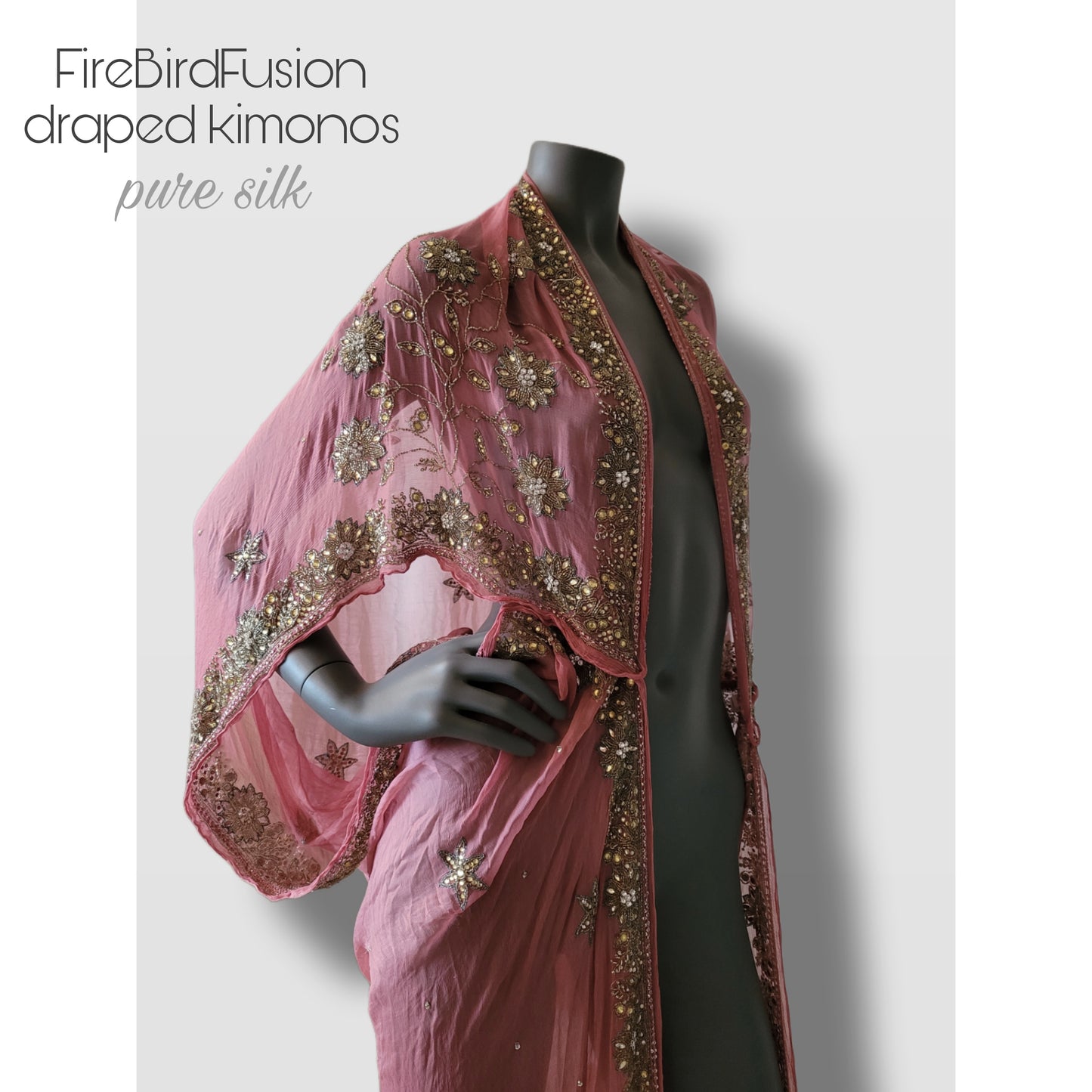 Luxurious draped kimono in pure silk, in dusty pink with stunning glass bead embroidery (XL)