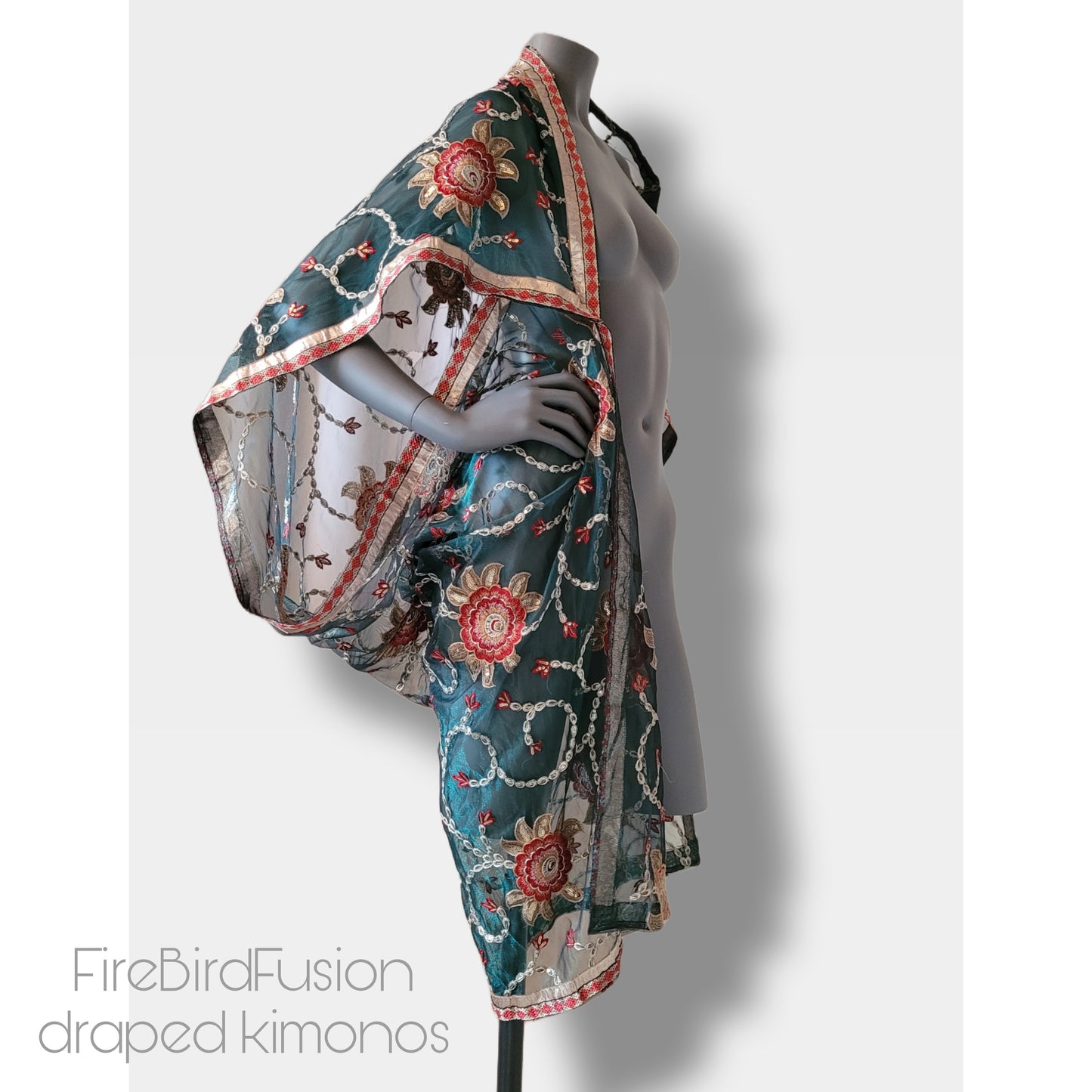 Draped short kimono in dark green net fabric with beautiful floral embroidery (M)