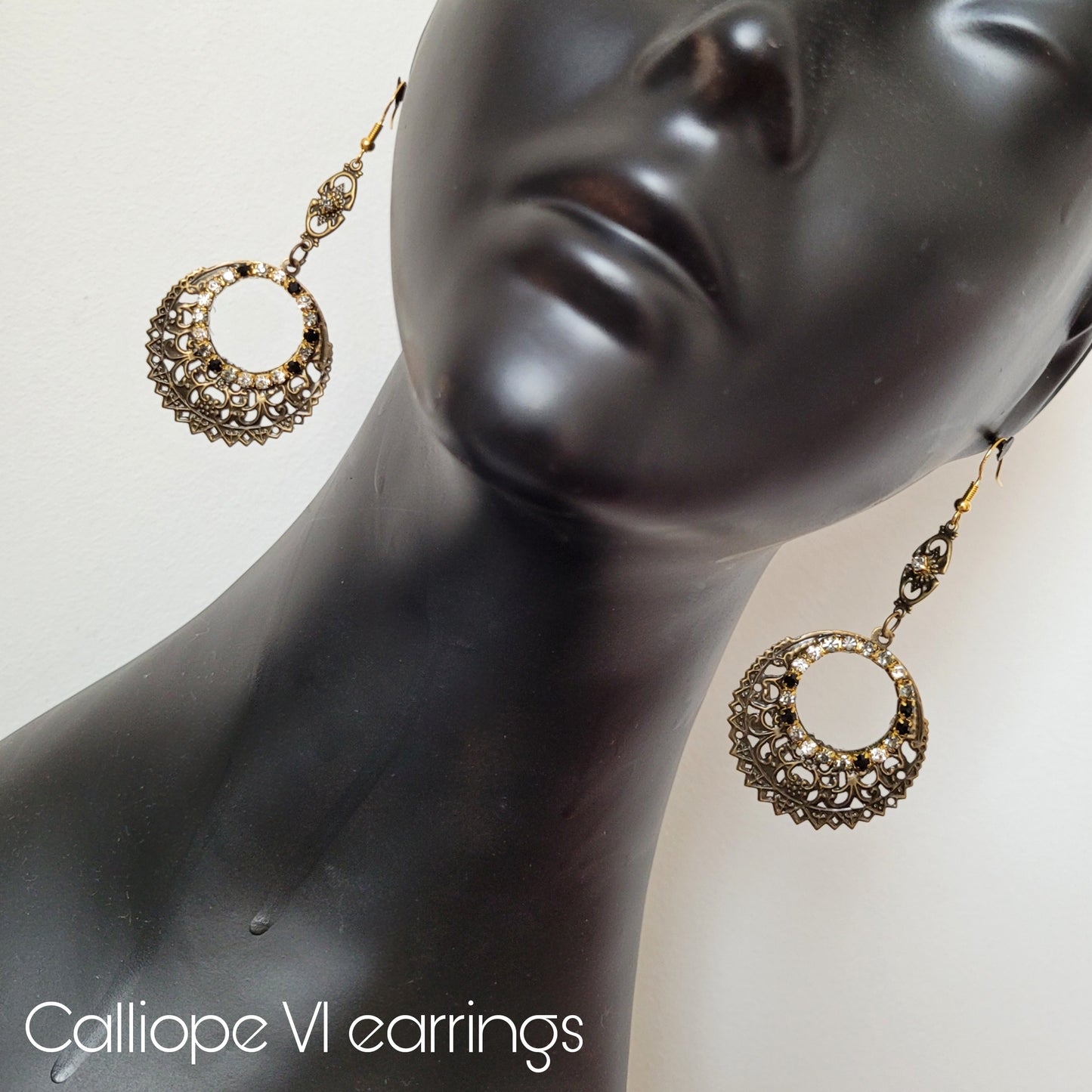 Deusa ex Machina collection: The Calliope earrings