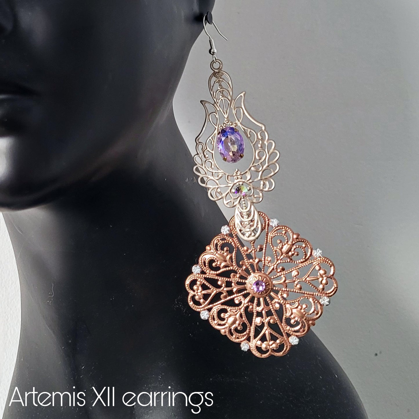 Deusa ex Machina collection: The Artemis earrings