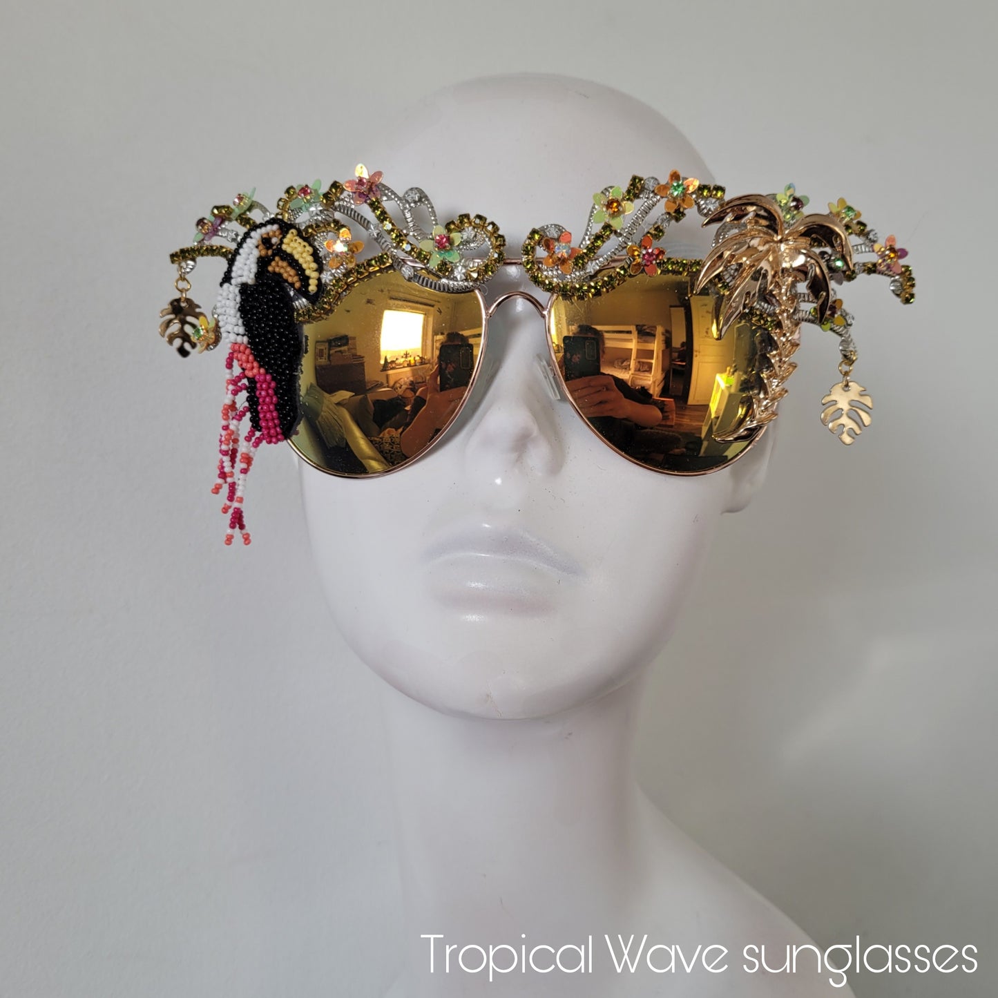 Paradise Lost collection: the Tropical Wave showpiece sunglasses