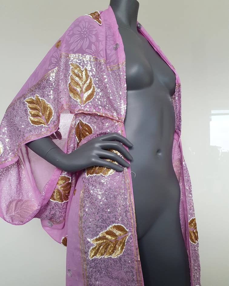 Draped kimono in cold light pink with elaborated hand embrodery in silver, golden sequins and white beads (M-L)
