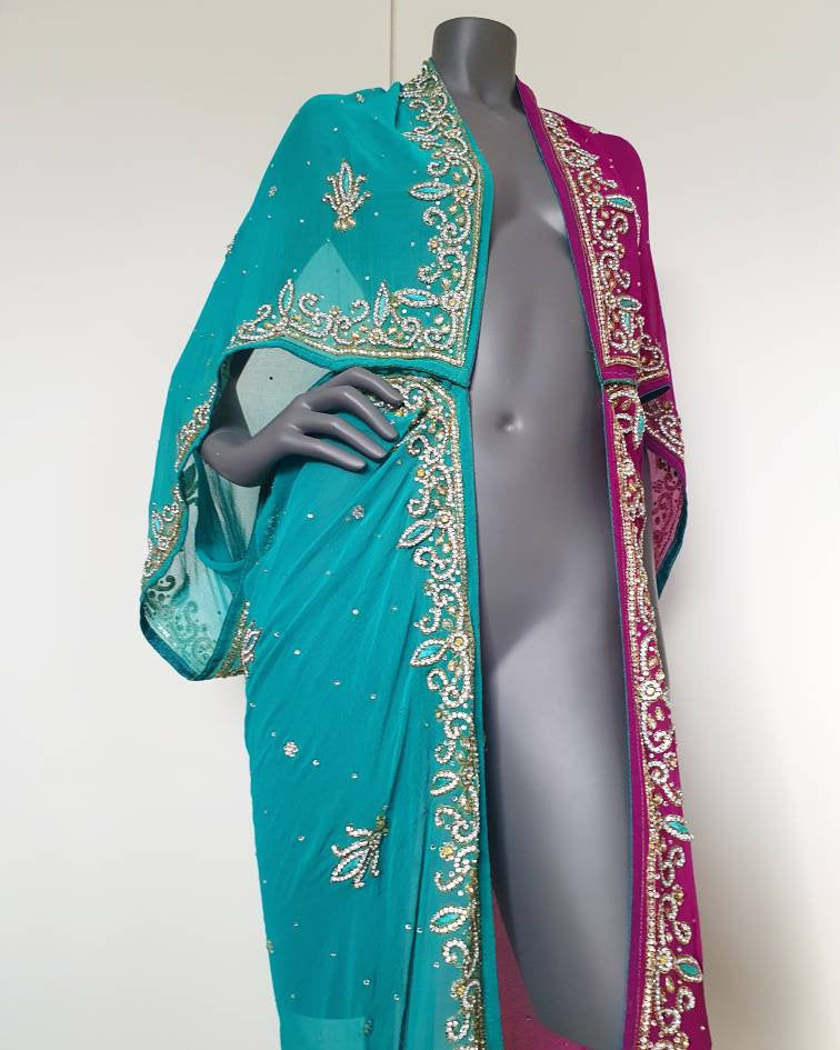 Luxurious draped kimono in turqouise and cerise with elaborated hand embellishment in silver and crystal glass rhinestones (M-L)