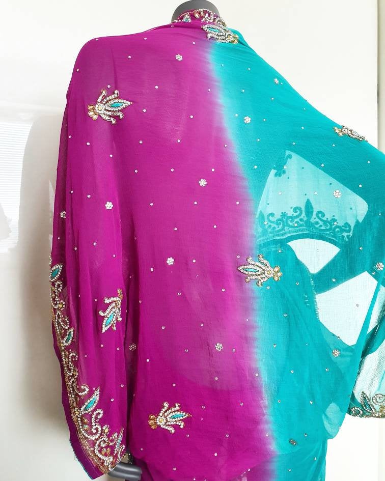 Luxurious draped kimono in turqouise and cerise with elaborated hand embellishment in silver and crystal glass rhinestones (M-L)