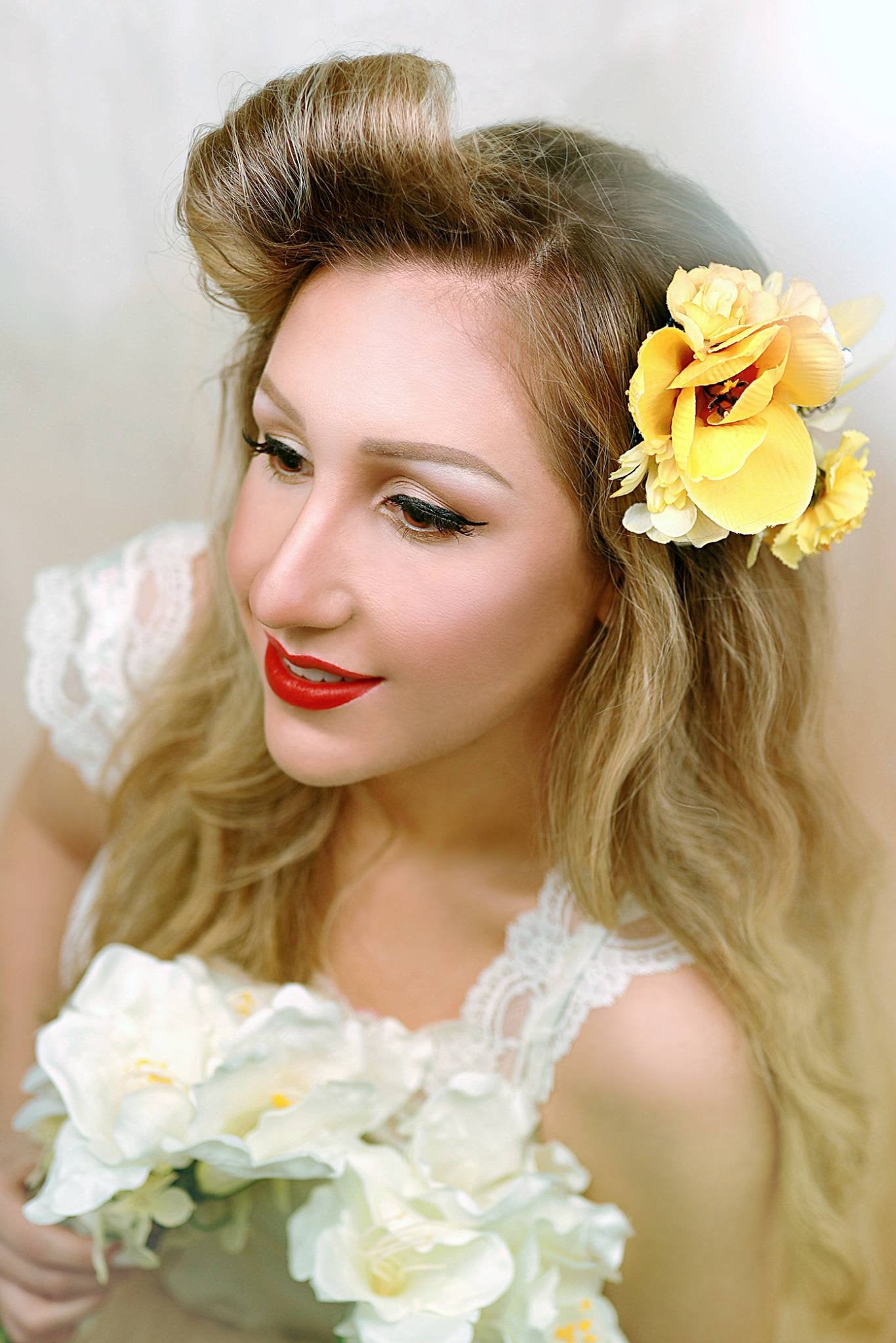 The Prima Vera Hair Flower