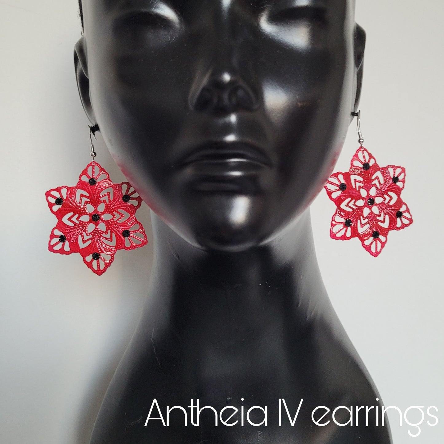 Deusa ex Machina collection: The Antheia earrings
