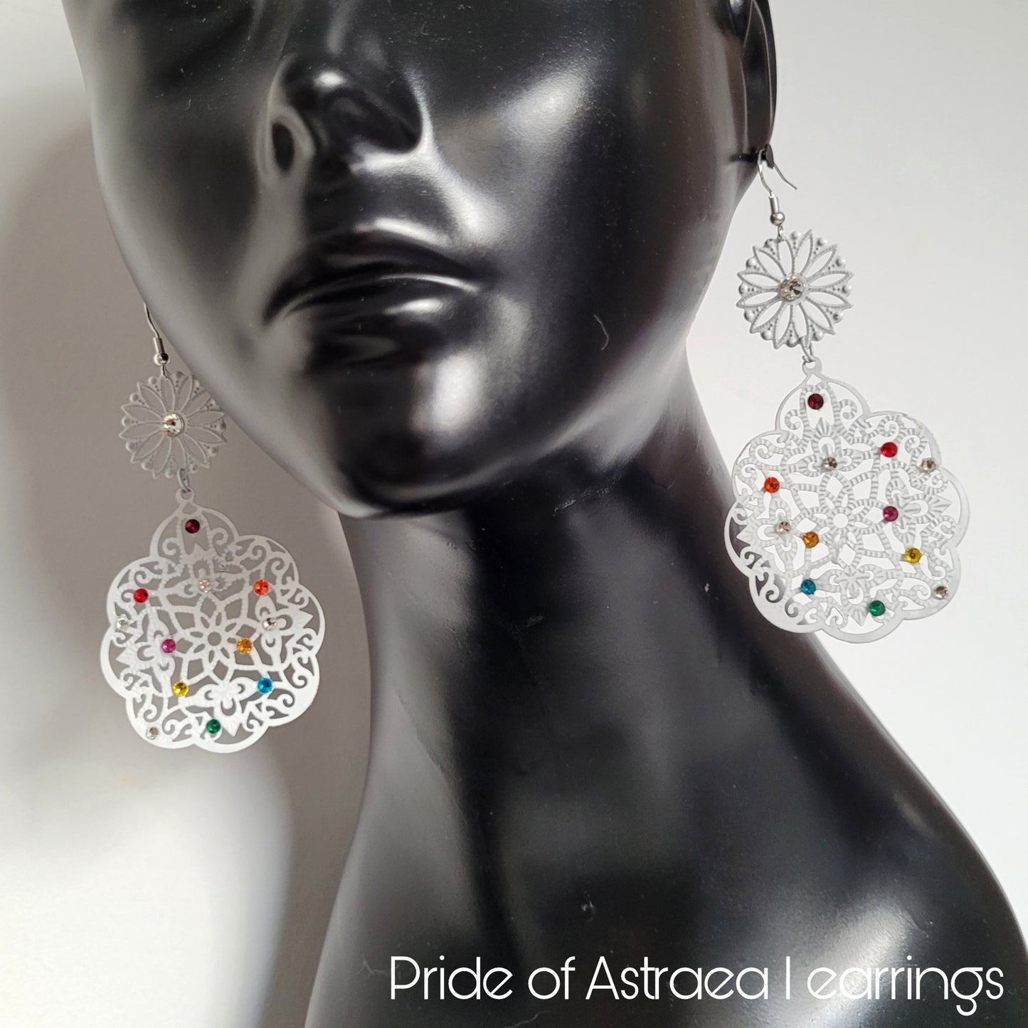Deusa ex Machina collection: The Pride of Astraea earrings