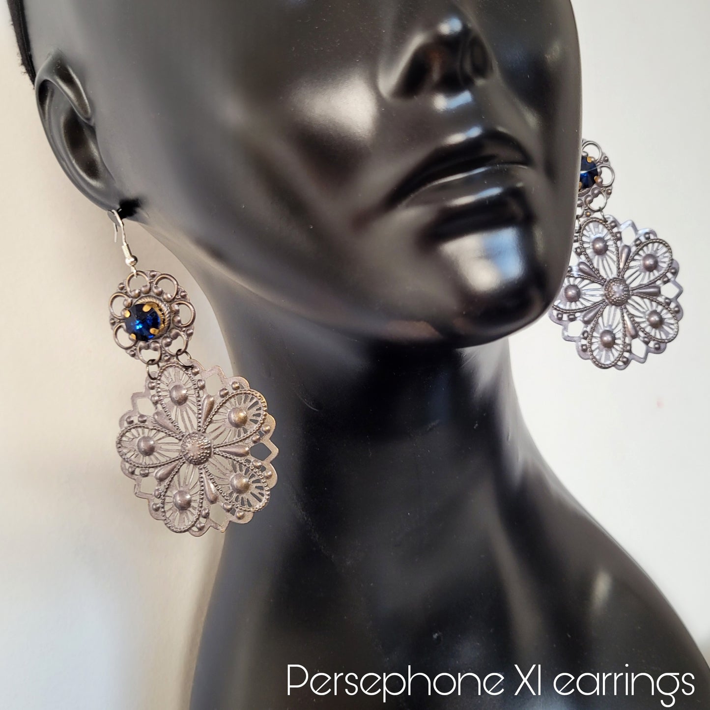 Deusa ex Machina collection: The Persephone earrings