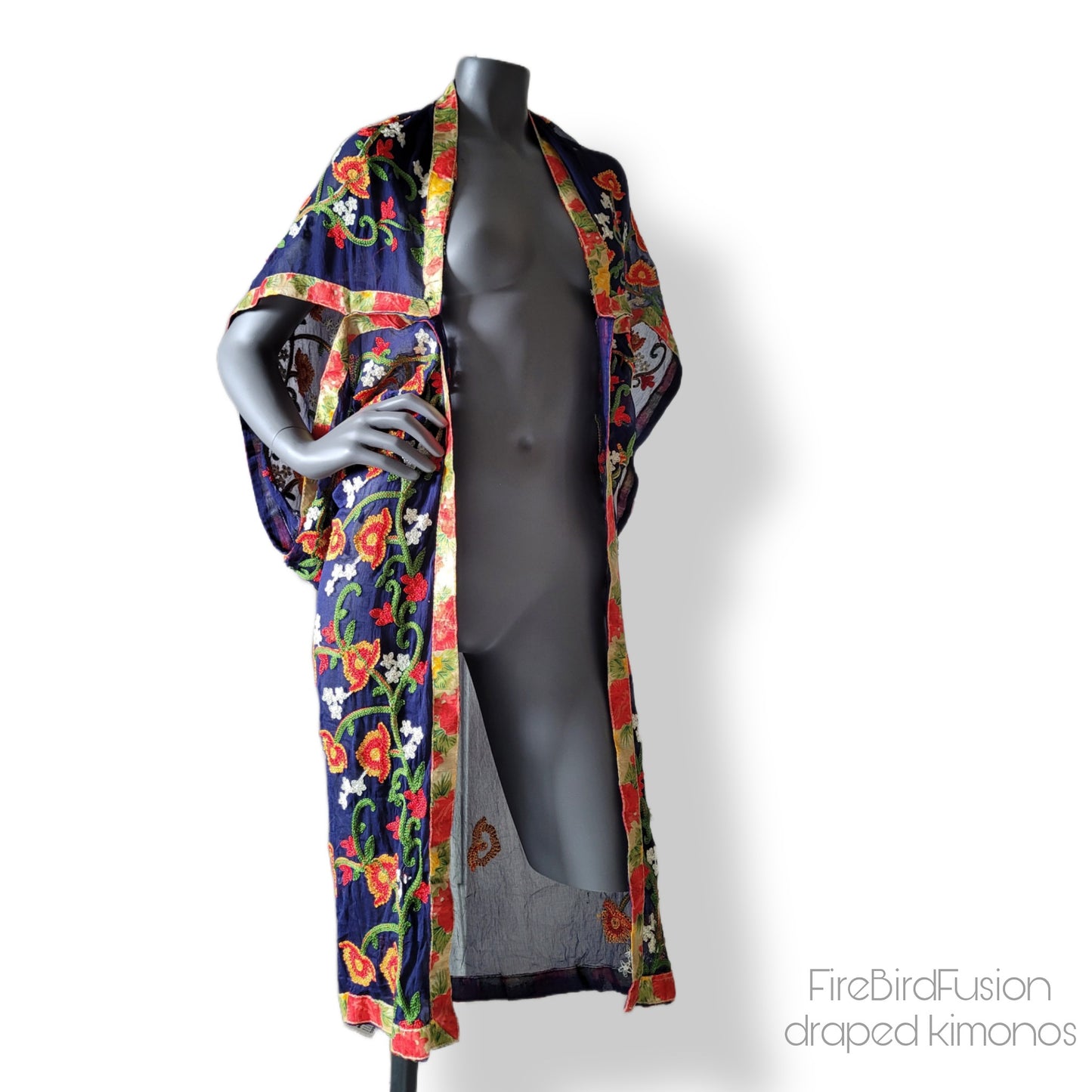 Draped short kimono in dark blue with colourful floral embroidery in red, yellow and green (S)