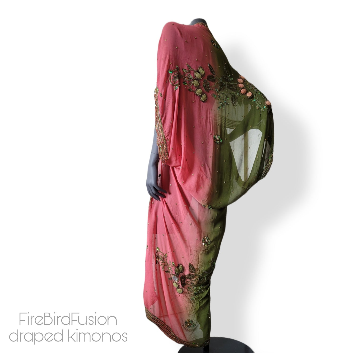 Draped kimono in warm pink and moss green with velvet appliques and beautiful embroidery (S-M)