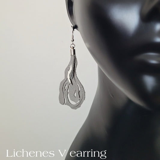 Vårflod zero waste collection: Lichenes V earring (single piece)