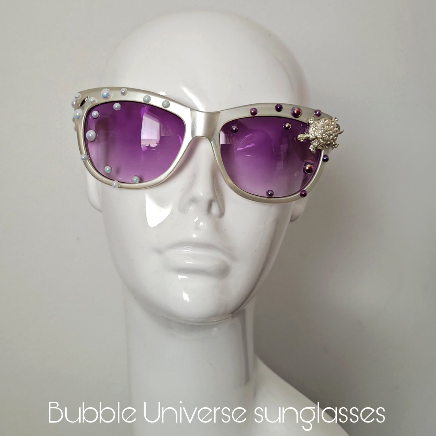 Shifting Depths collection: the Bubble Universe sunglasses