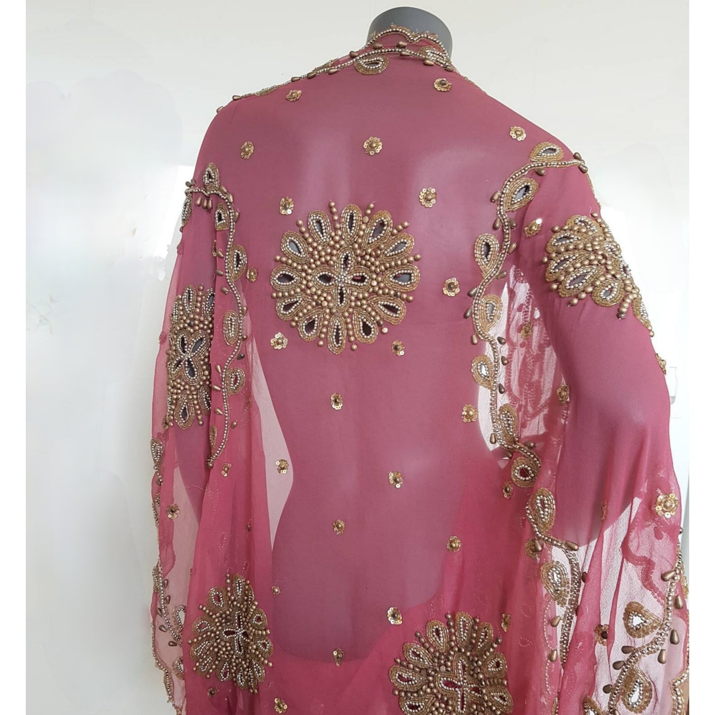 Draped warm pink kimono with beautiful hand embrodery with glass beads and cut outs (M)