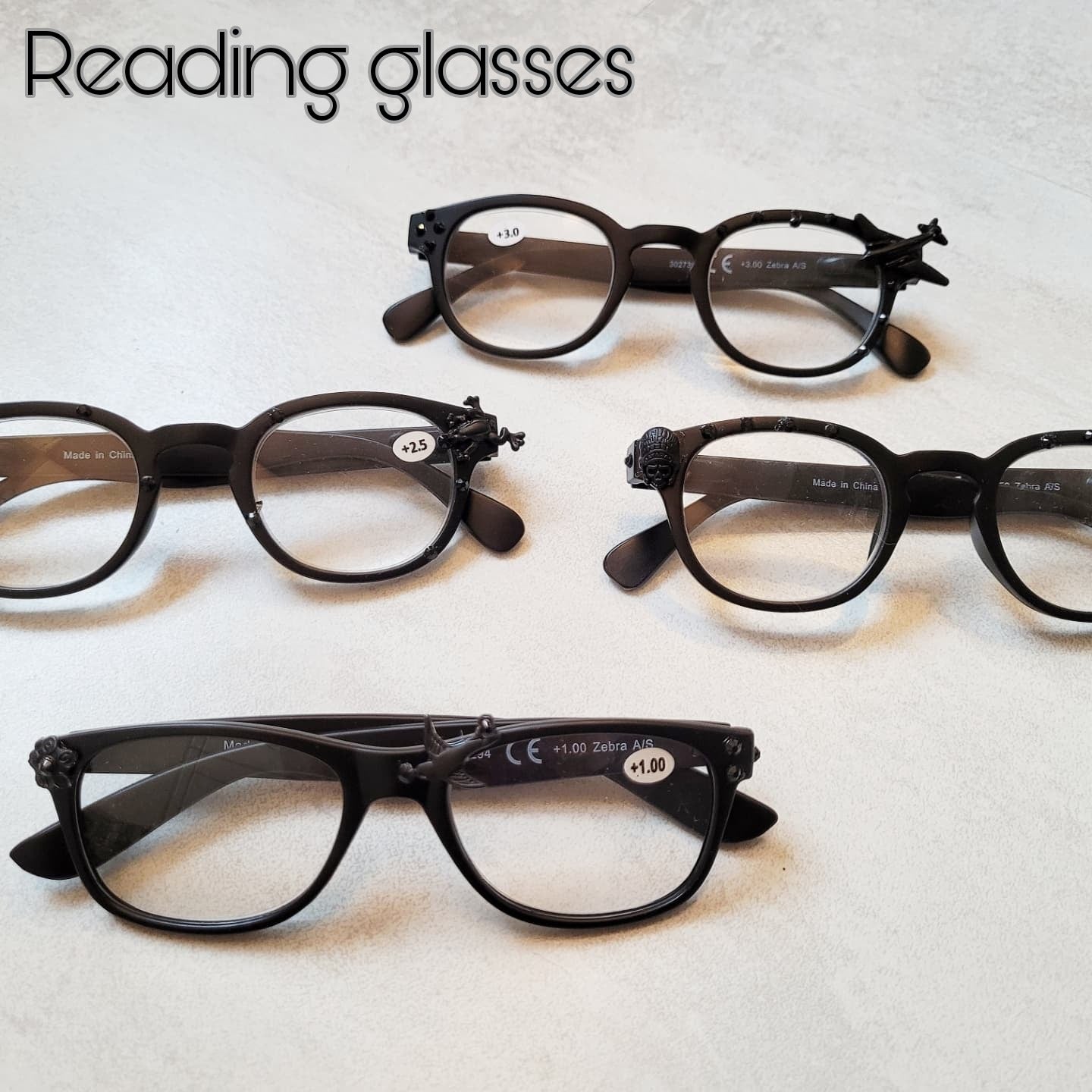 The Aim for the Sky reading glasses, limited edition unisex model (+3,0)