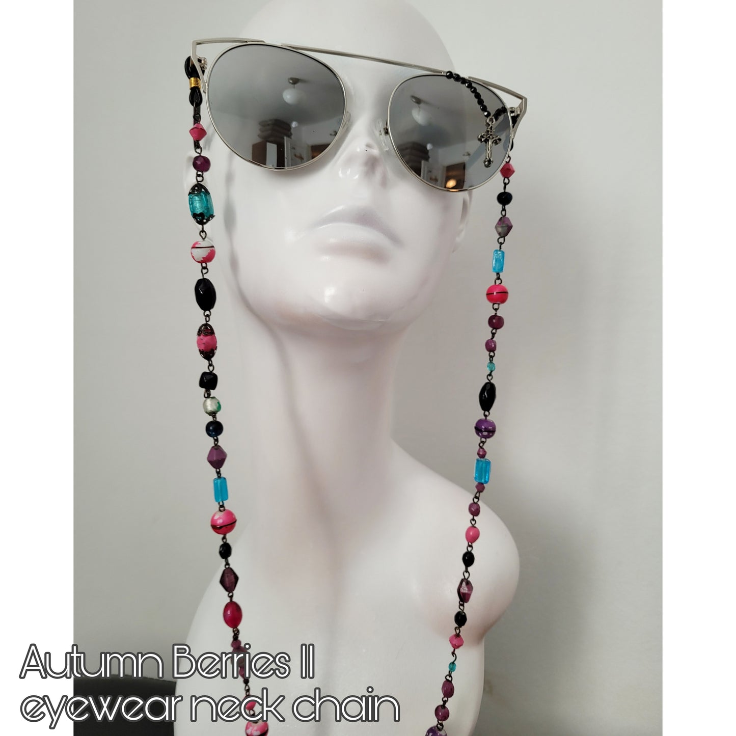 Autumn Berries II EYEWEAR CHAIN