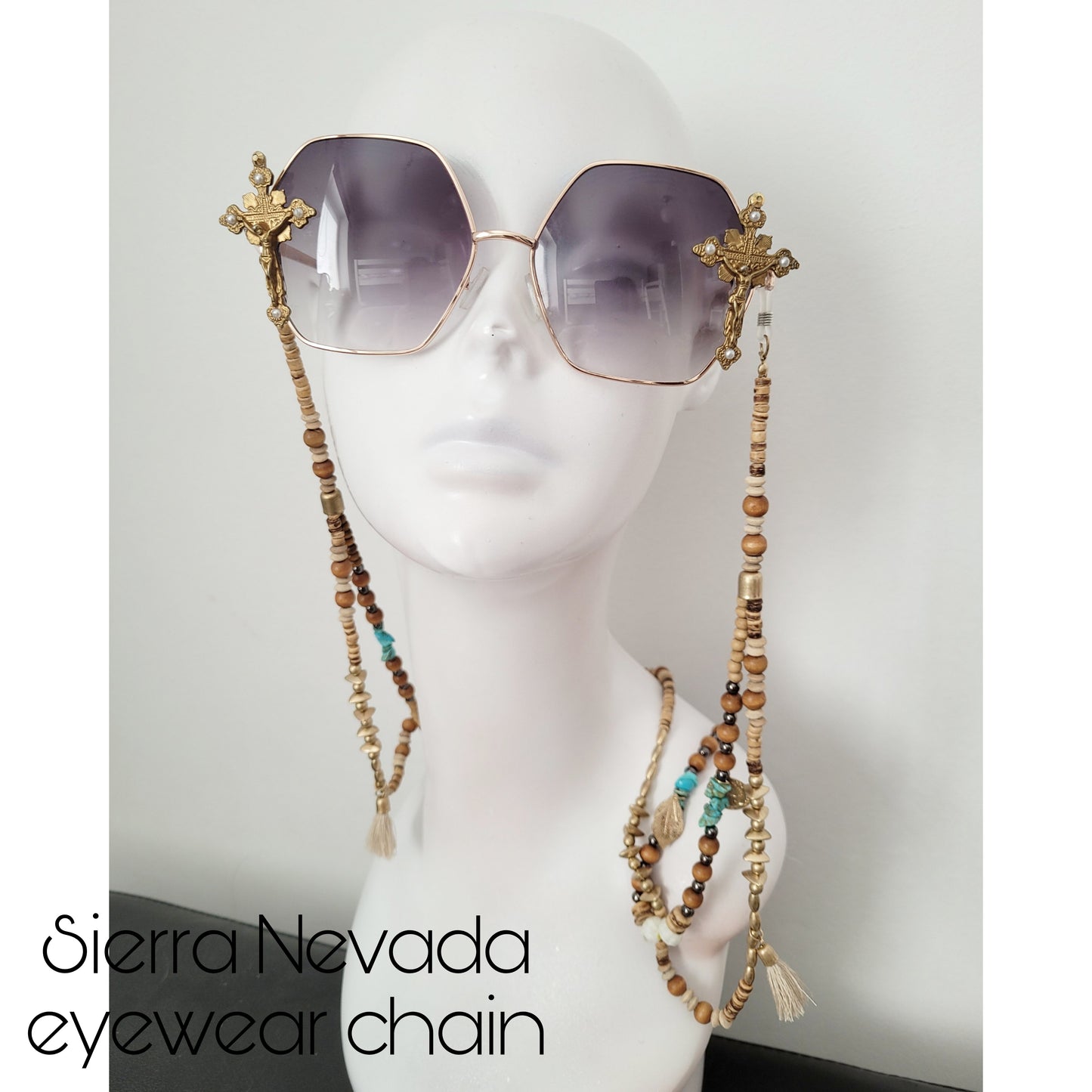 Neckscape sustainable collection: Sierra Nevada EYEWEAR CHAIN