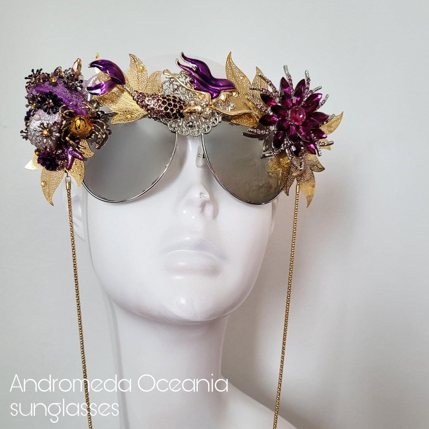 Shifting Depths collection: the Andromeda Oceania sculptural sunglasses