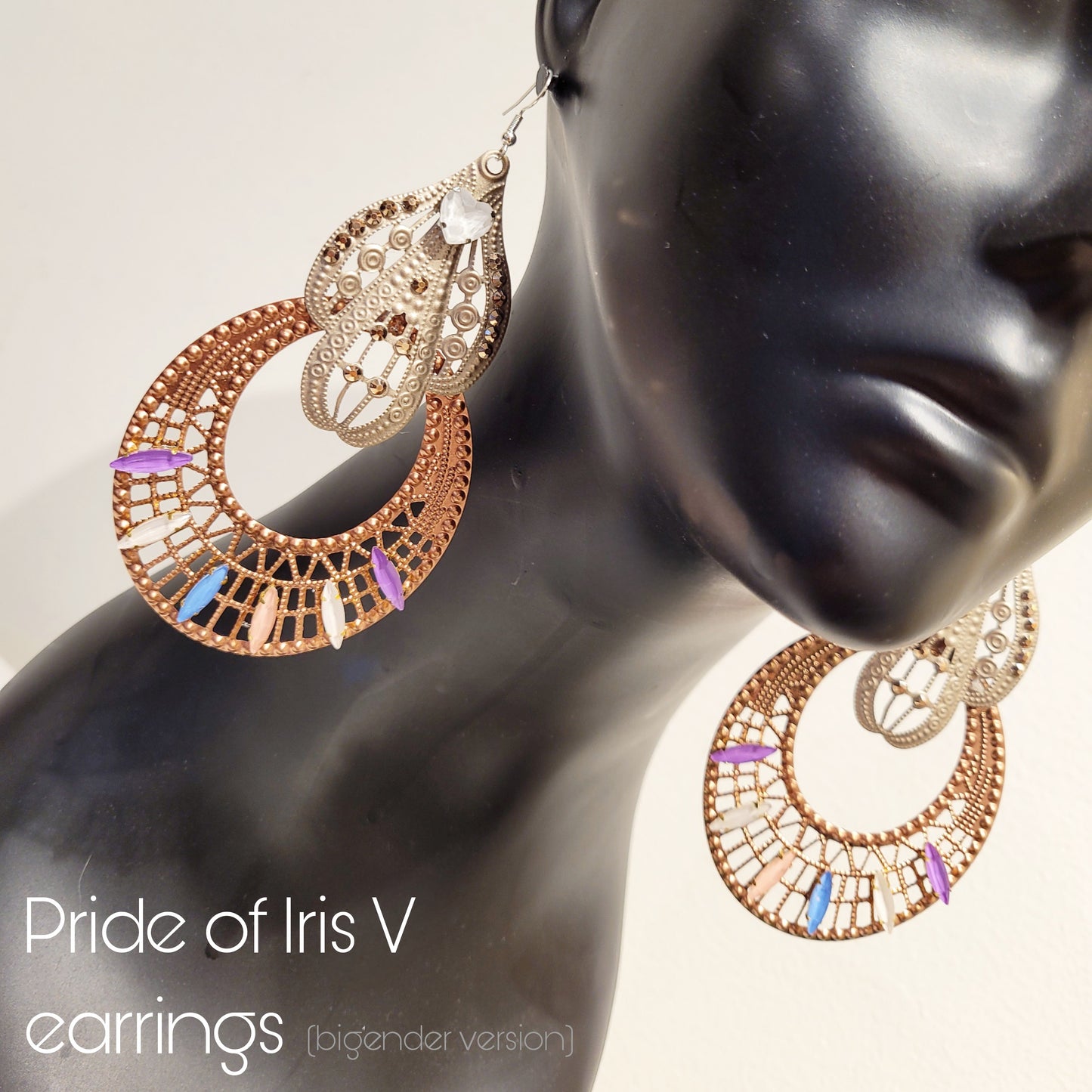 Deusa ex Machina collection: The Pride of Iris earrings