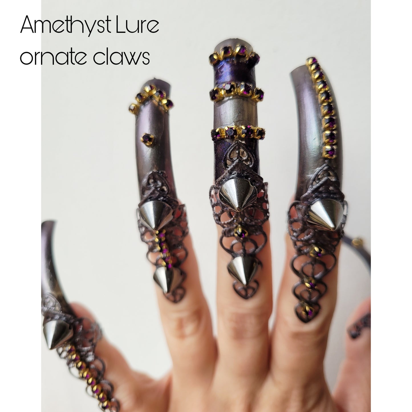 Bespoke order: Wearable art hand jewelry, full set (1 spot available for the period March - May 2024)