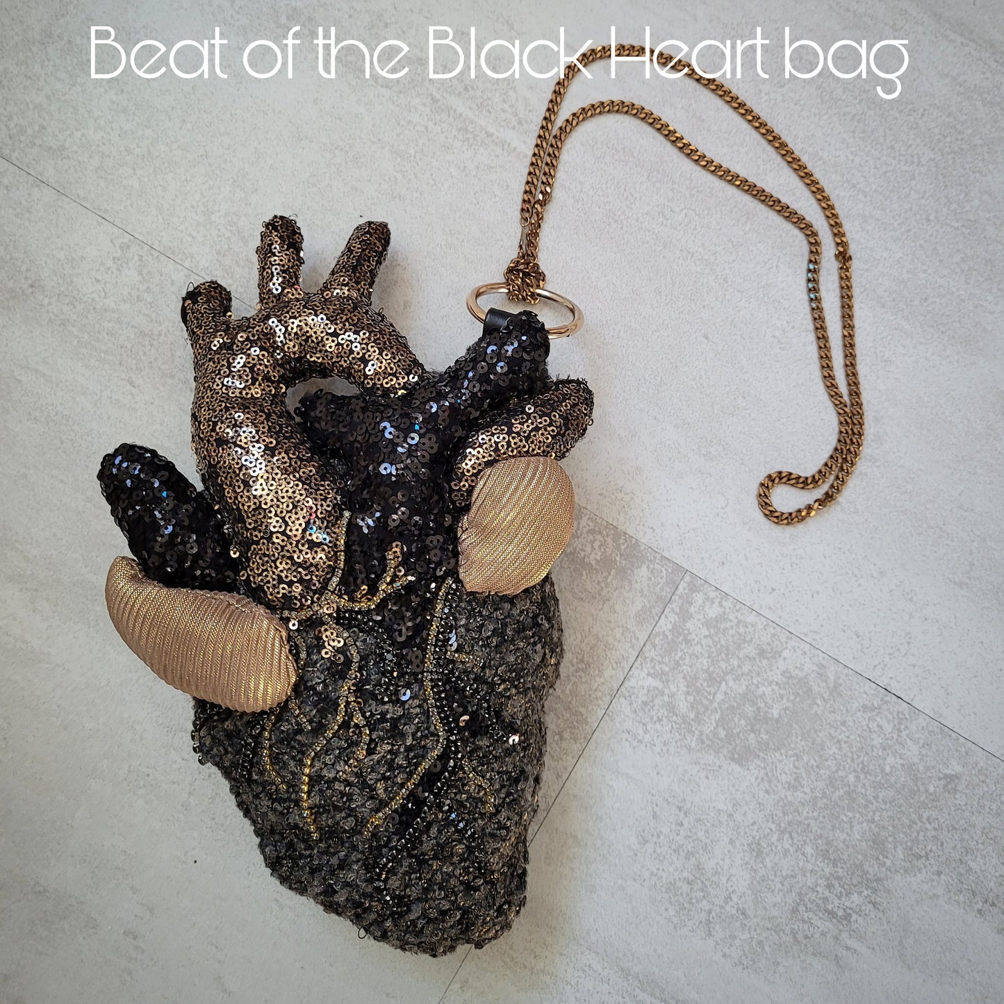 The Haunting Heart bag