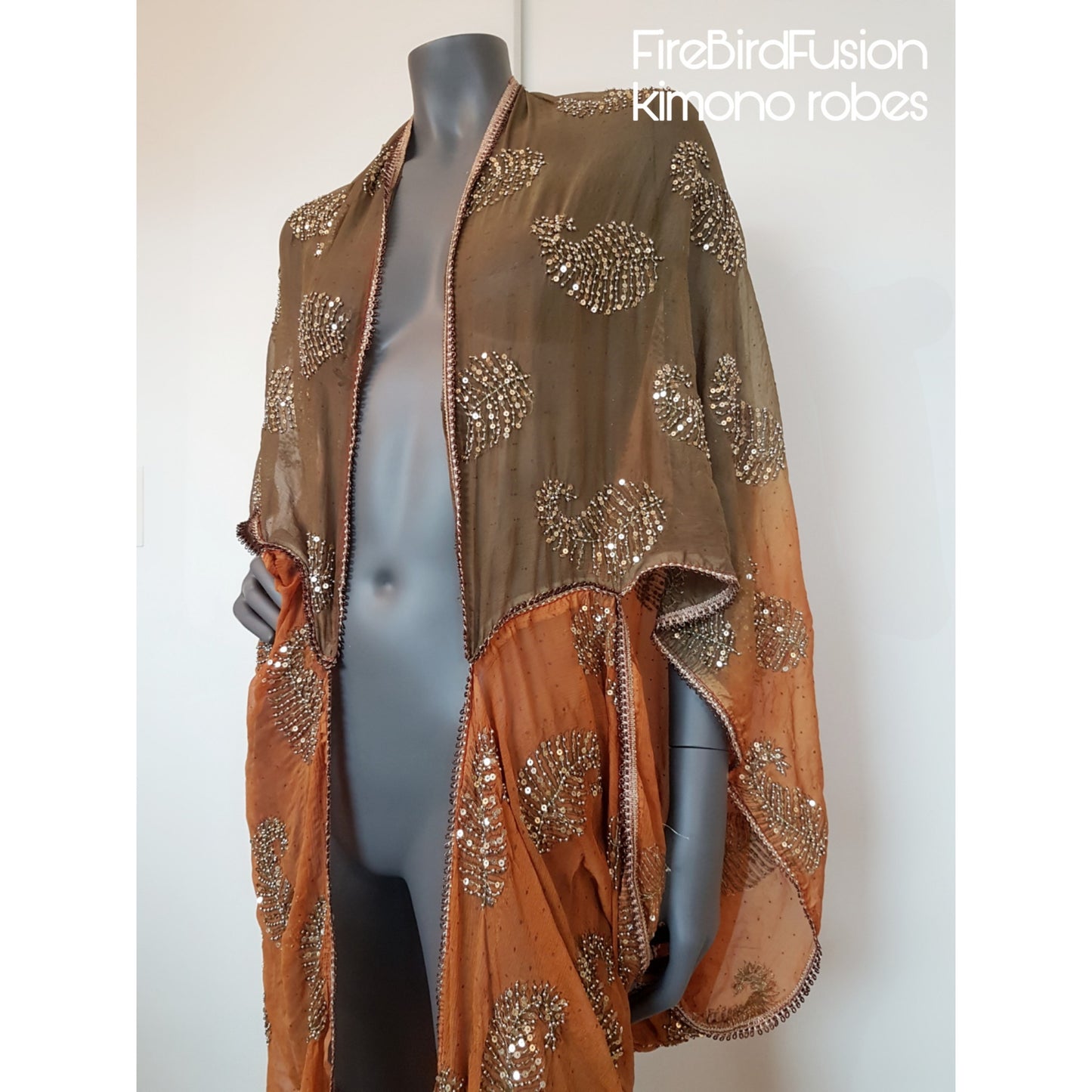 Draped kimono in dark amber and olive green with embroidered leaves (XL-XXL)