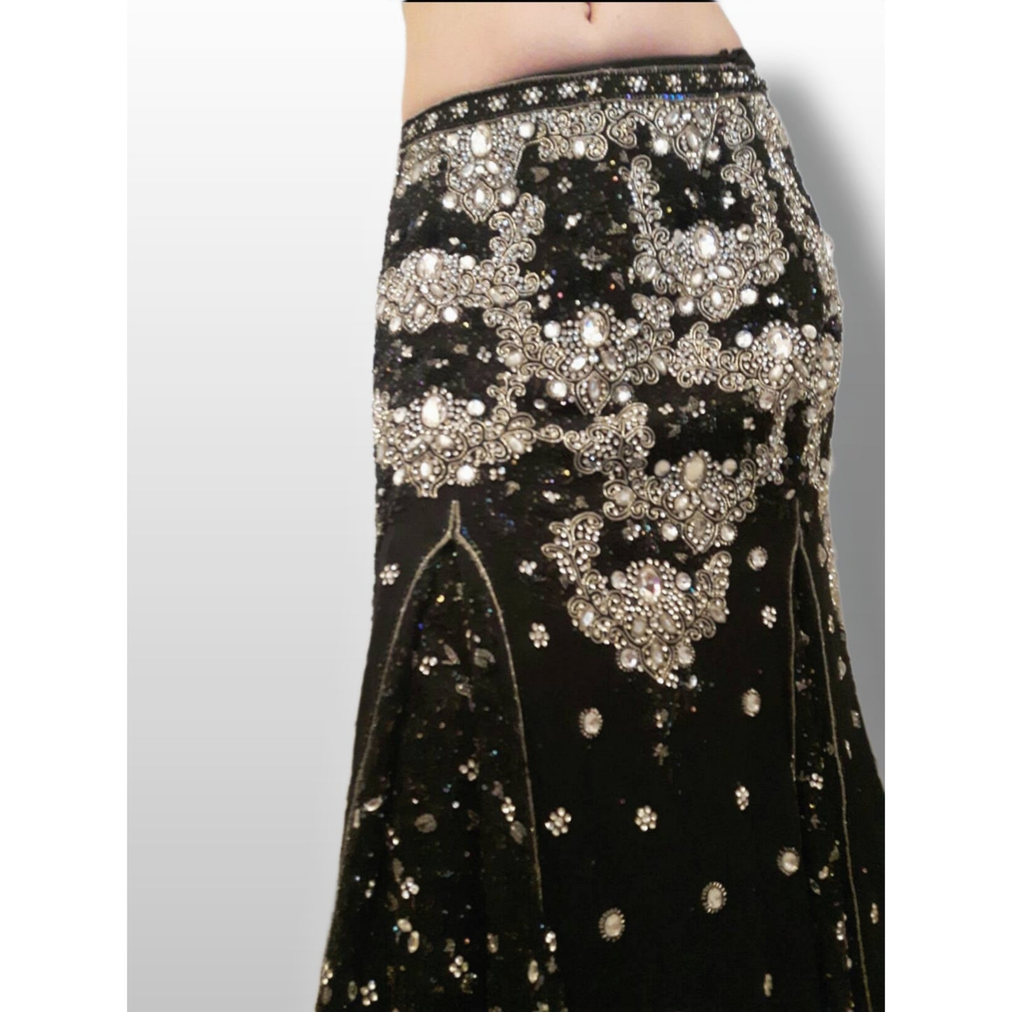 Top quality vintage lengha skirt and choli top in silver and black with beautiful crystal hand embroidery and irredecent sequins (size M)