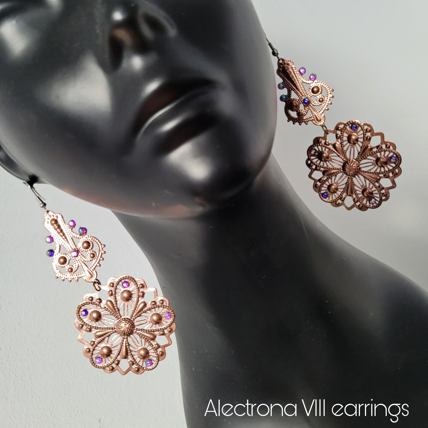 Deusa ex Machina collection: The Alectrona earrings (hook versions)