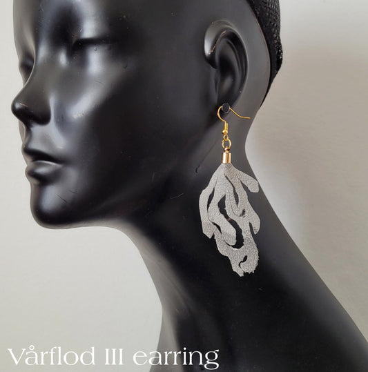 Vårflod zero waste collection: Vårflod III earring (single piece)